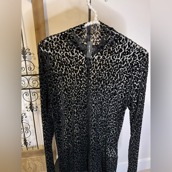 Marc Cain black sheer soft animal print top - size N6 / US 14 - new with tags - Picture 4 of 14